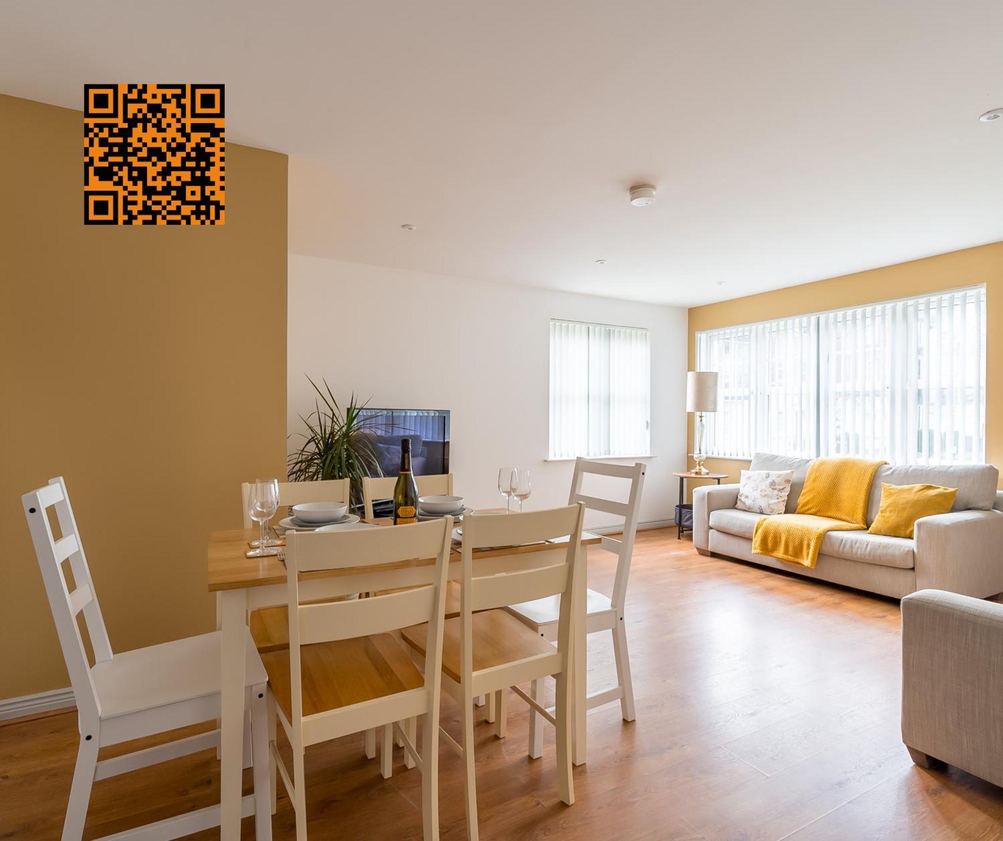 Appartement Modern 3 Bedroom Apt Near City Centre Parking Included *